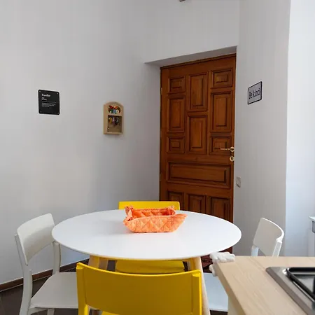 Borgo E